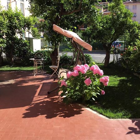 Casa Luigia Rooms Mtb In Finalborgo Bike Room Tour Ebike Trekking Finale Ligure Bagian luar foto